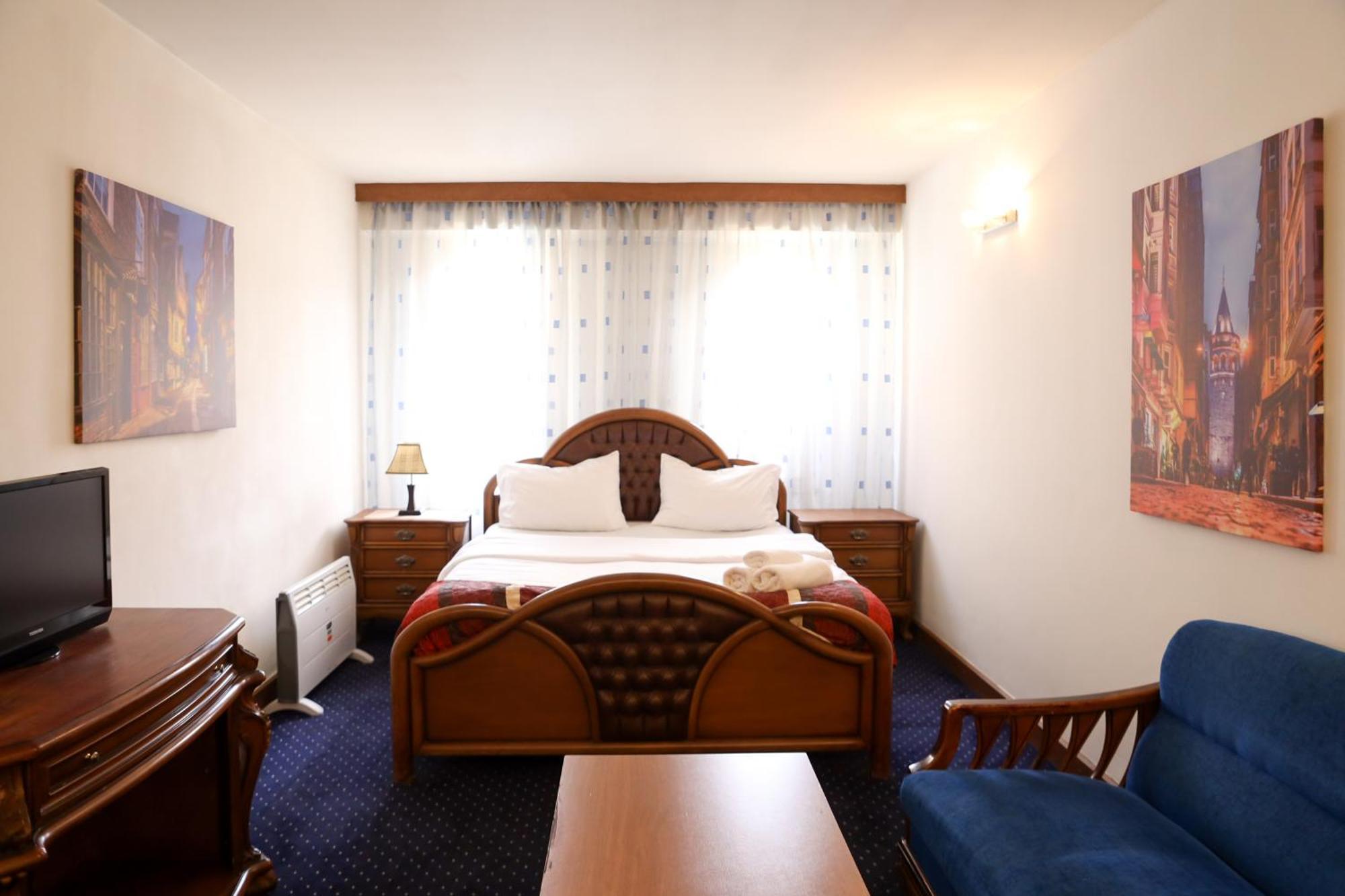 No Problem Hotel Yerevan Bagian luar foto